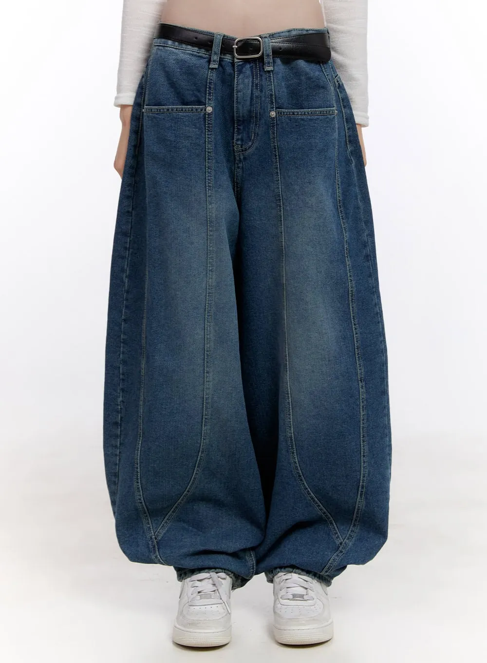 Beatrice Stitch Wide-Fit Baggy Jeans CF512
